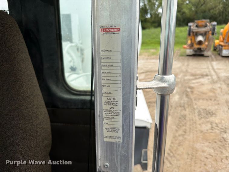 image for item FK3344 2003 Kenworth W900 ready mix truck