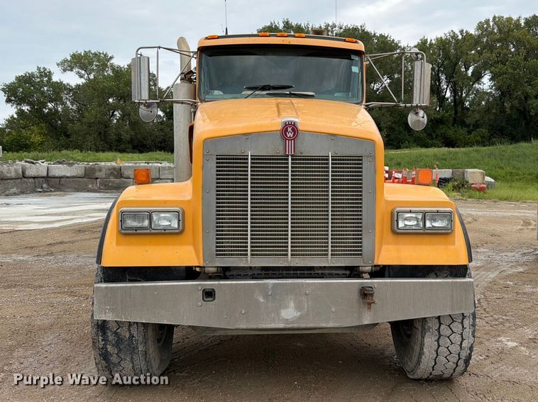 image for item FK3345 2006 Kenworth W9 Series ready mix truck