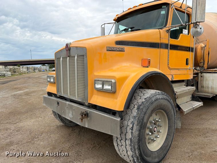 image for item FK3345 2006 Kenworth W9 Series ready mix truck