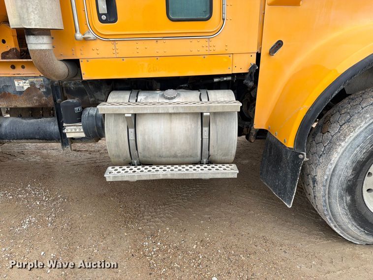 image for item FK3345 2006 Kenworth W9 Series ready mix truck