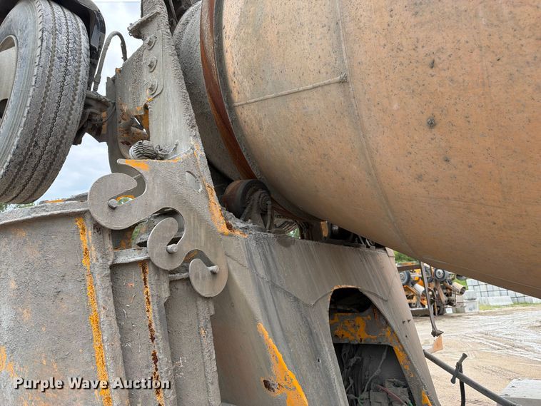 image for item FK3345 2006 Kenworth W9 Series ready mix truck