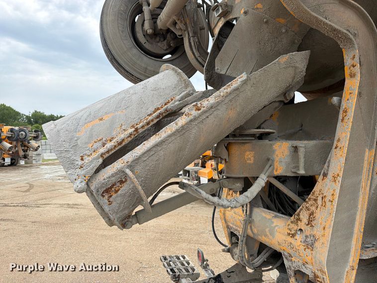image for item FK3345 2006 Kenworth W9 Series ready mix truck