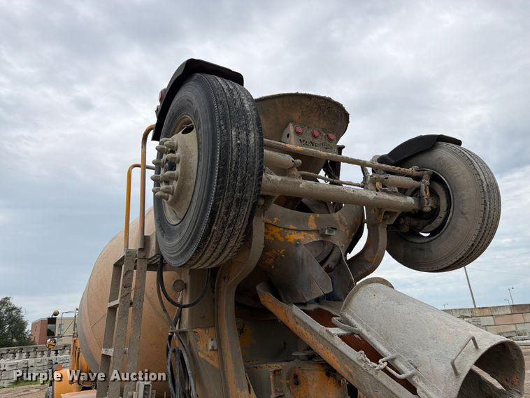 image for item FK3345 2006 Kenworth W9 Series ready mix truck