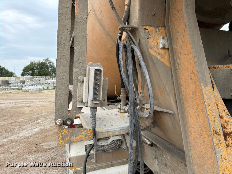 image for item FK3345 2006 Kenworth W9 Series ready mix truck