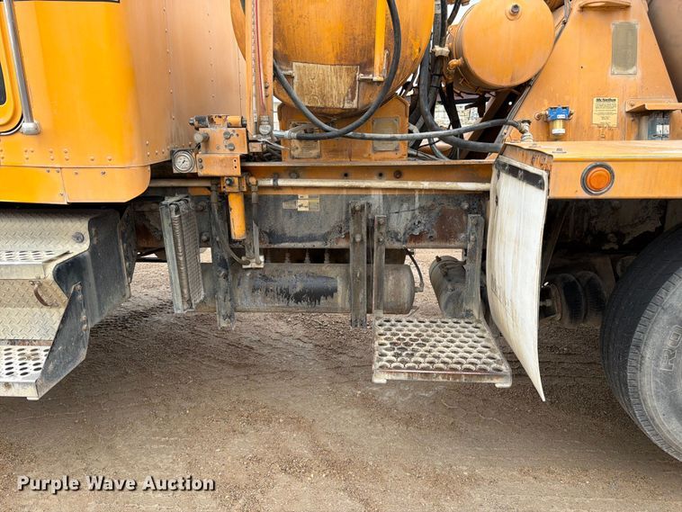 image for item FK3345 2006 Kenworth W9 Series ready mix truck