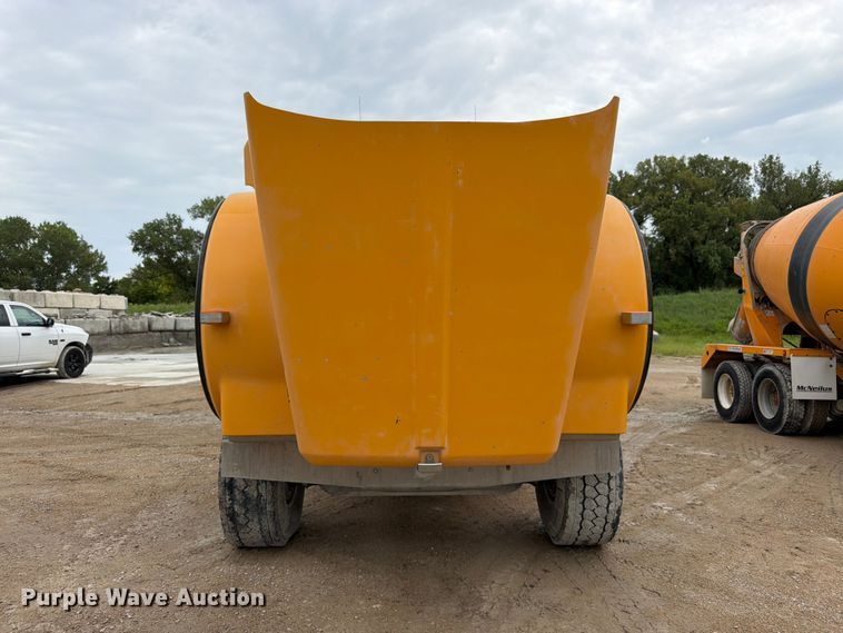 image for item FK3345 2006 Kenworth W9 Series ready mix truck