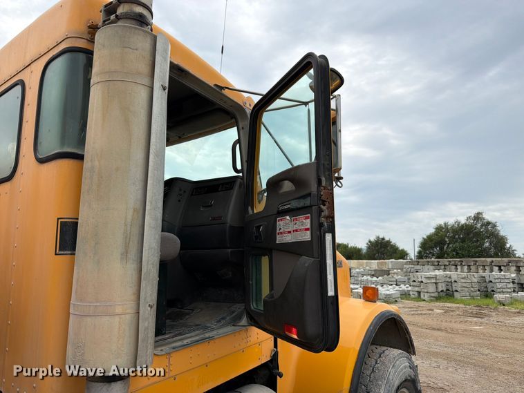 image for item FK3345 2006 Kenworth W9 Series ready mix truck