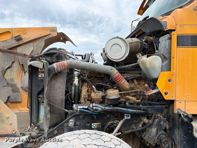 image for item FK3345 2006 Kenworth W9 Series ready mix truck