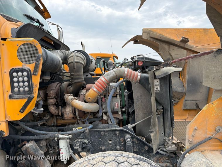 image for item FK3345 2006 Kenworth W9 Series ready mix truck