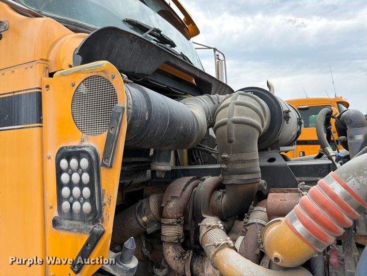 image for item FK3345 2006 Kenworth W9 Series ready mix truck