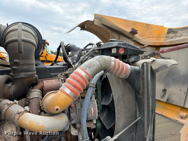 image for item FK3345 2006 Kenworth W9 Series ready mix truck