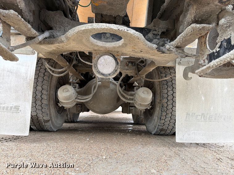image for item FK3345 2006 Kenworth W9 Series ready mix truck