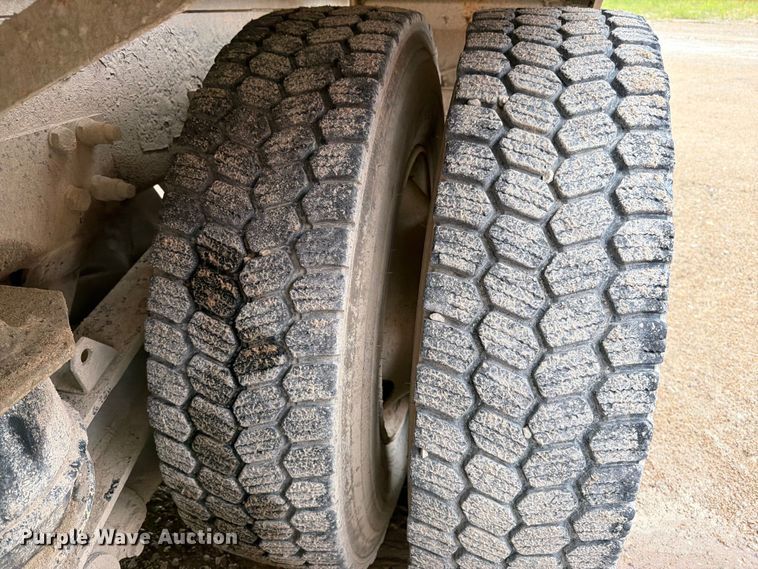 image for item FK3345 2006 Kenworth W9 Series ready mix truck