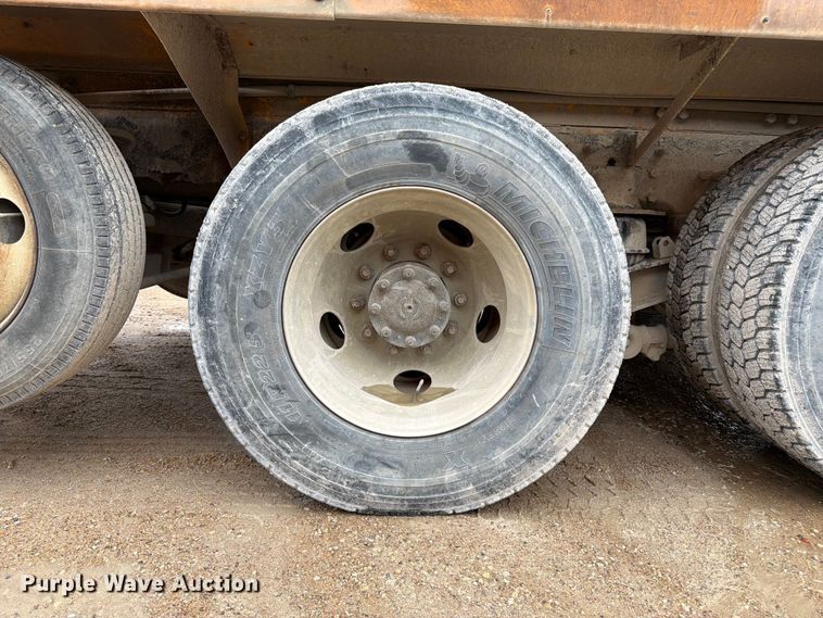 image for item FK3345 2006 Kenworth W9 Series ready mix truck