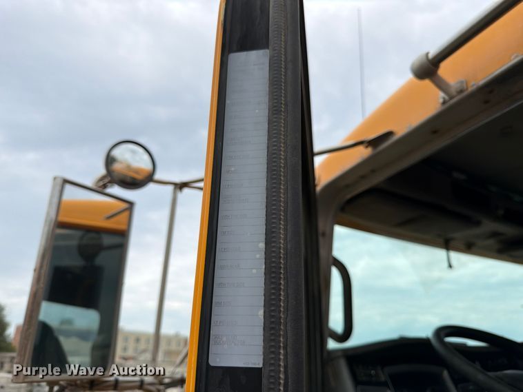 image for item FK3345 2006 Kenworth W9 Series ready mix truck