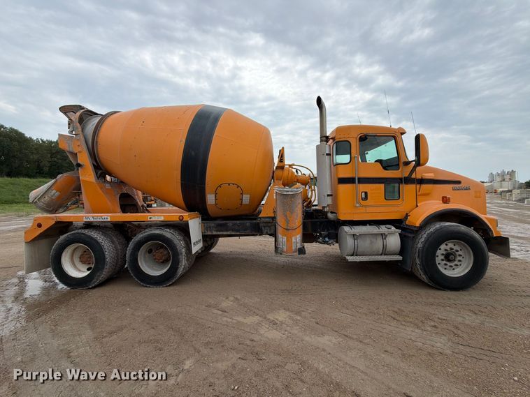 image for item FK3346 2006 Kenworth T800 ready mix truck