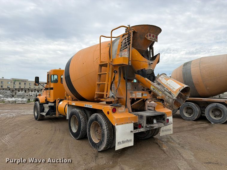image for item FK3346 2006 Kenworth T800 ready mix truck