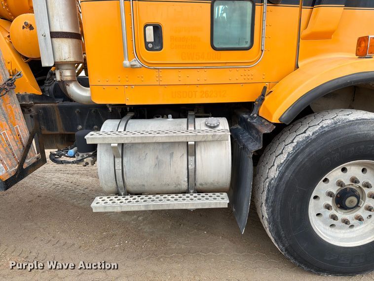 image for item FK3346 2006 Kenworth T800 ready mix truck