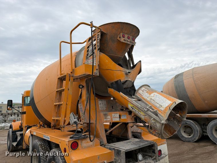 image for item FK3346 2006 Kenworth T800 ready mix truck