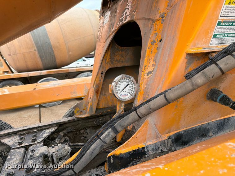 image for item FK3346 2006 Kenworth T800 ready mix truck