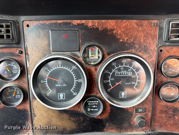 image for item FK3346 2006 Kenworth T800 ready mix truck