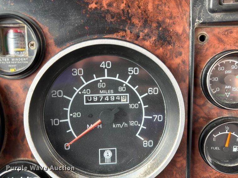 image for item FK3346 2006 Kenworth T800 ready mix truck