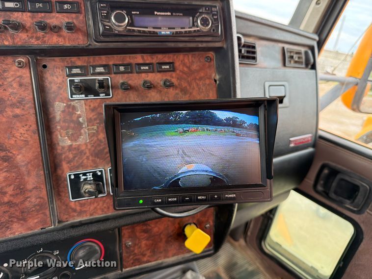 image for item FK3346 2006 Kenworth T800 ready mix truck