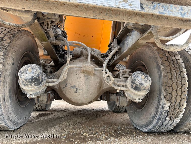 image for item FK3346 2006 Kenworth T800 ready mix truck