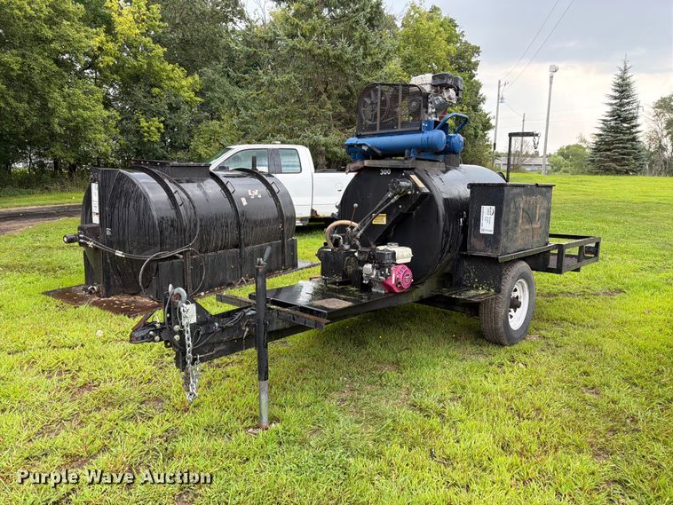 2008 Sealmaster crack sealer