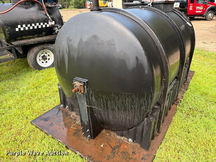 image for item FK3384 Poly tank