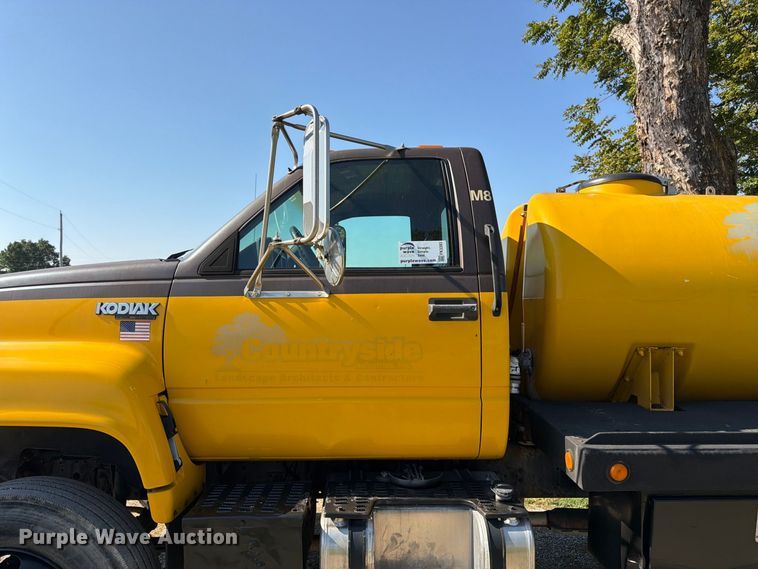 image for item FK3393 1994 Chevrolet Kodiak C5500 tank truck