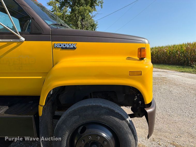 image for item FK3393 1994 Chevrolet Kodiak C5500 tank truck