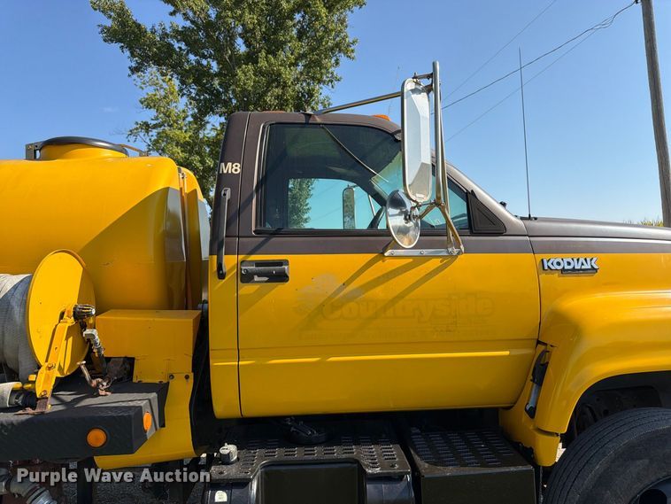 image for item FK3393 1994 Chevrolet Kodiak C5500 tank truck