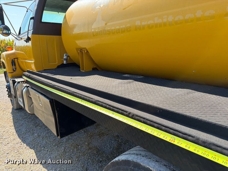 image for item FK3393 1994 Chevrolet Kodiak C5500 tank truck