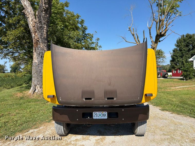 image for item FK3393 1994 Chevrolet Kodiak C5500 tank truck