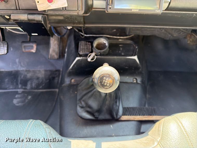 image for item FK3393 1994 Chevrolet Kodiak C5500 tank truck