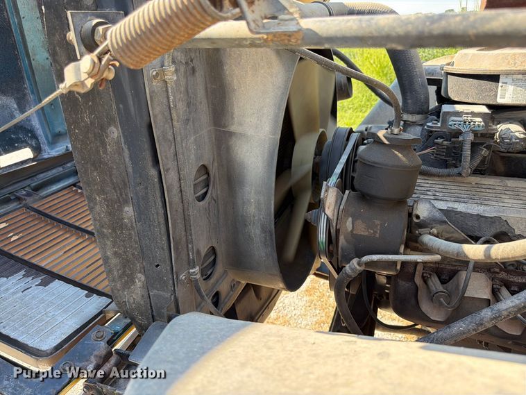 image for item FK3393 1994 Chevrolet Kodiak C5500 tank truck