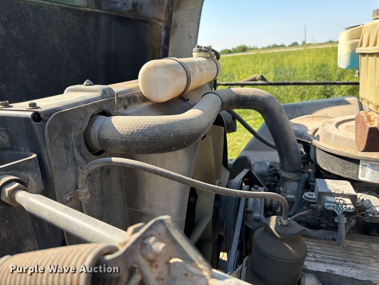 image for item FK3393 1994 Chevrolet Kodiak C5500 tank truck