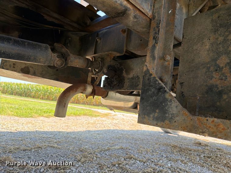 image for item FK3393 1994 Chevrolet Kodiak C5500 tank truck