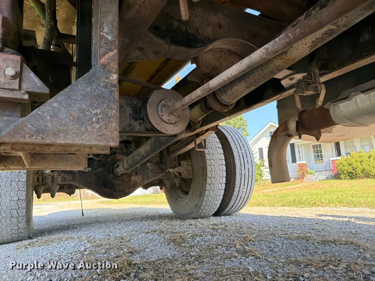 image for item FK3393 1994 Chevrolet Kodiak C5500 tank truck