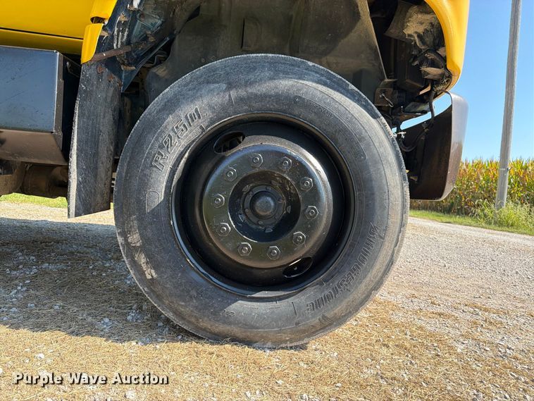 image for item FK3393 1994 Chevrolet Kodiak C5500 tank truck