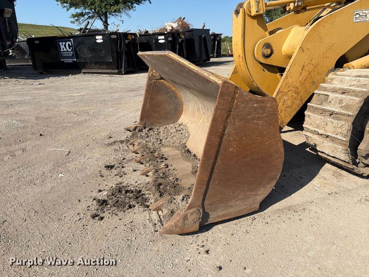 image for item FK3402 2001 Caterpillar 953C track loader