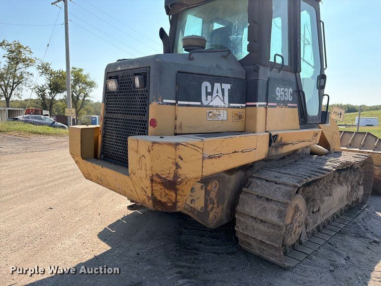 image for item FK3402 2001 Caterpillar 953C track loader