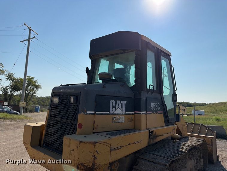 image for item FK3402 2001 Caterpillar 953C track loader