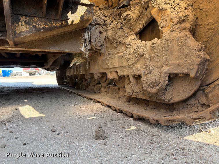 image for item FK3402 2001 Caterpillar 953C track loader