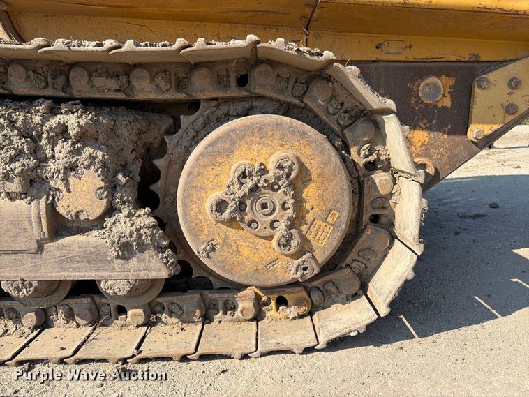 image for item FK3402 2001 Caterpillar 953C track loader
