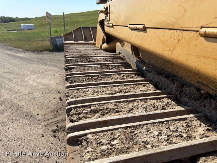 image for item FK3402 2001 Caterpillar 953C track loader