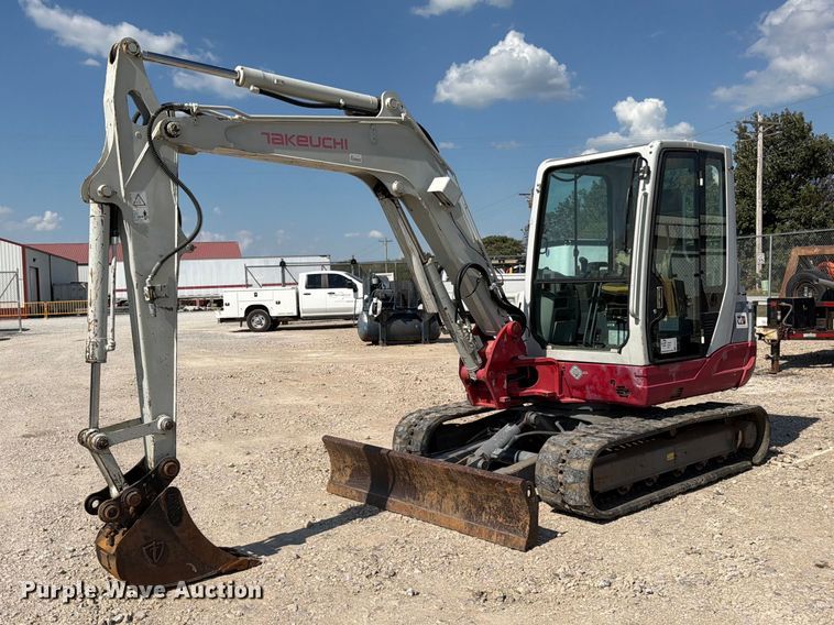 2010 Takeuchi TB250 mini excavator