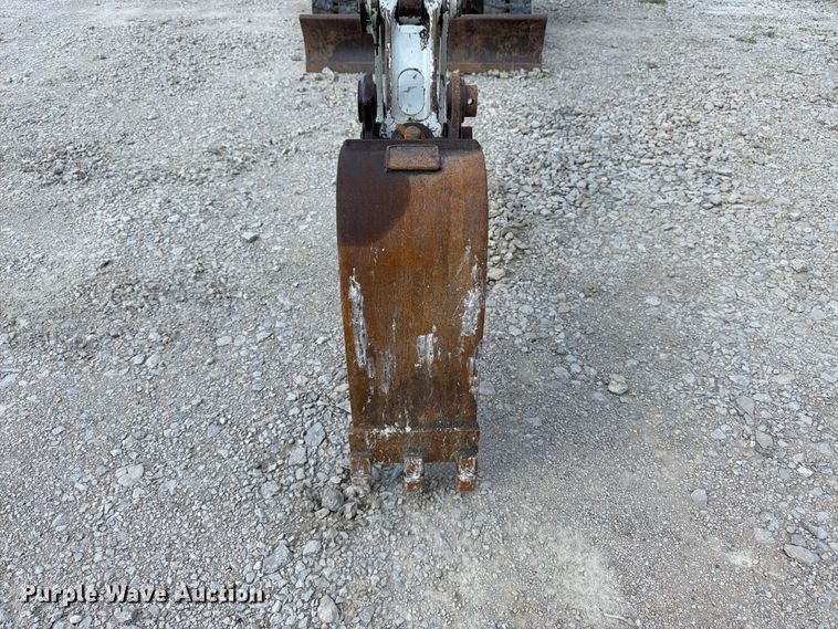 image for item FK3411 2010 Takeuchi TB250 mini excavator
