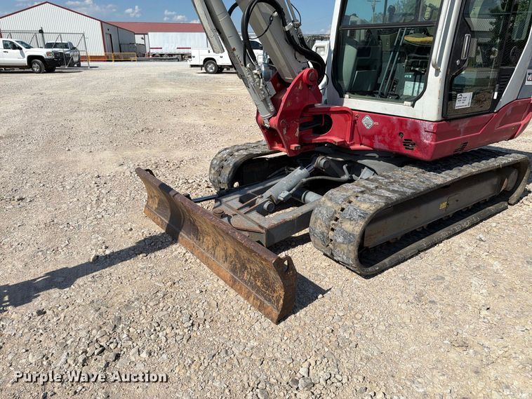 image for item FK3411 2010 Takeuchi TB250 mini excavator